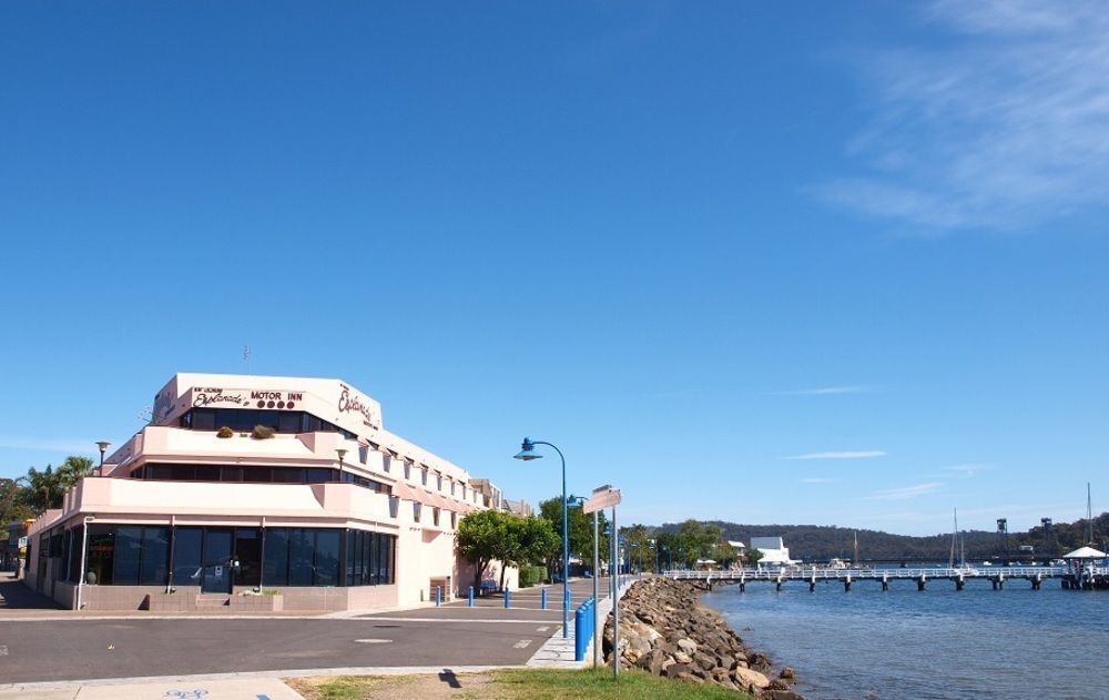 The Esplanade Motel ベイトマンズ・ベイ エクステリア 写真